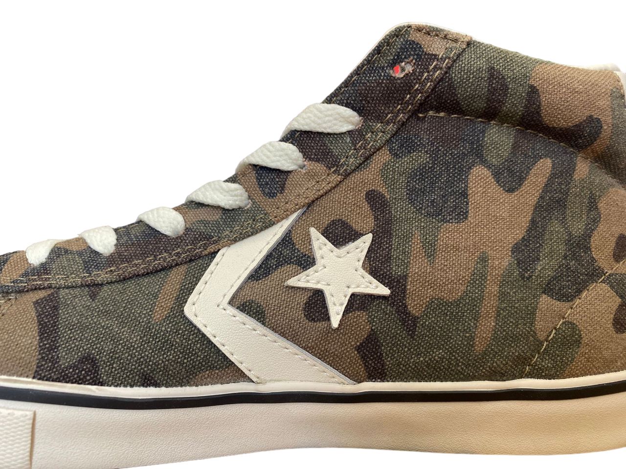 Converse high-top sneakers for boys Pro Leather Vulc 643778C green camo