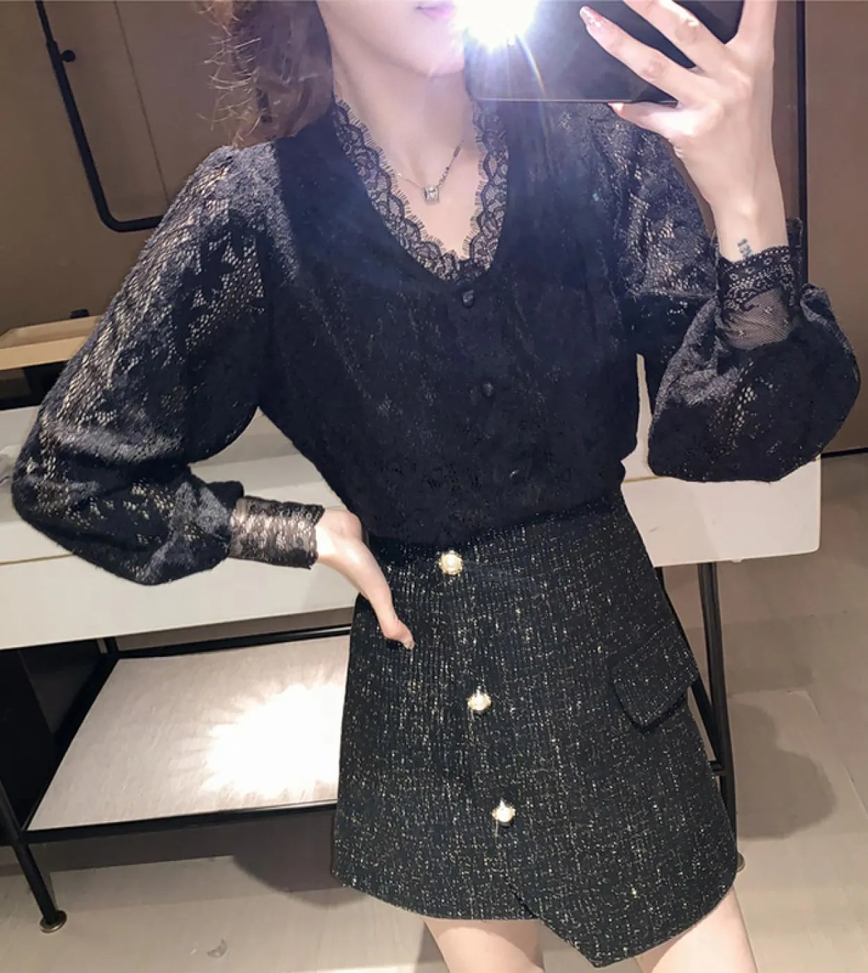 Elegante 4xl nuova camicetta di pizzo donna scava fuori scollo a V camicia a maniche lunghe da donna primavera pizzo alluncinet