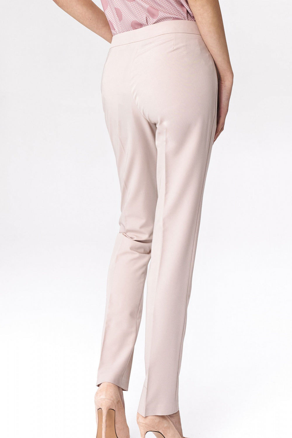 Pantaloni da donna model 142058 Nife