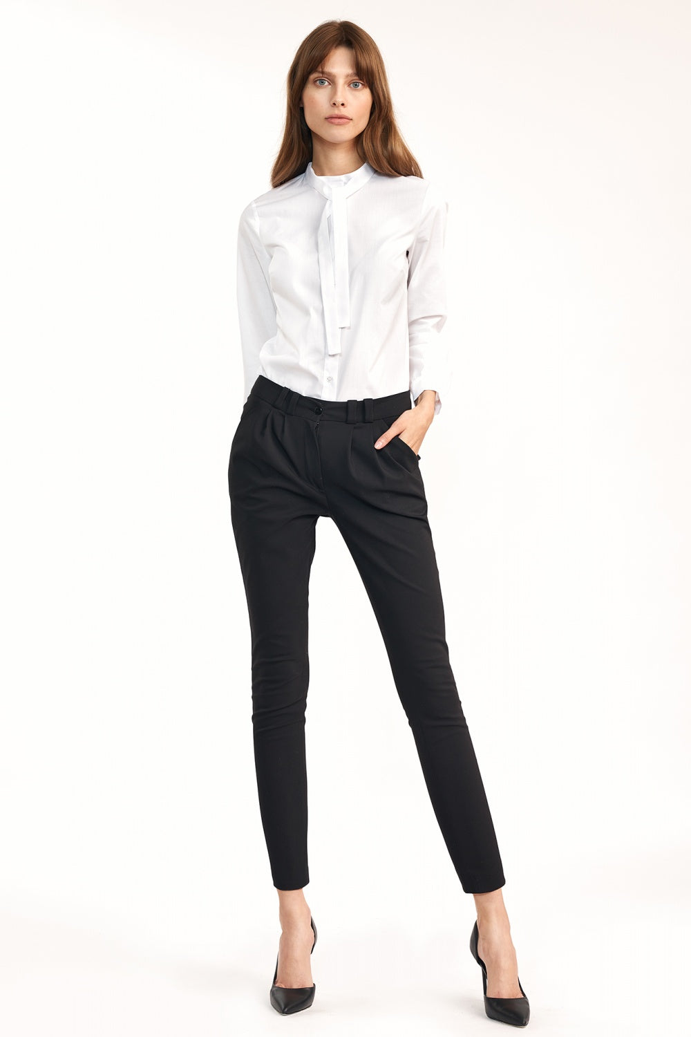 Pantaloni da donna model 158903 Nife