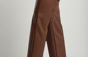 Pantaloni in ecopelle, marrone