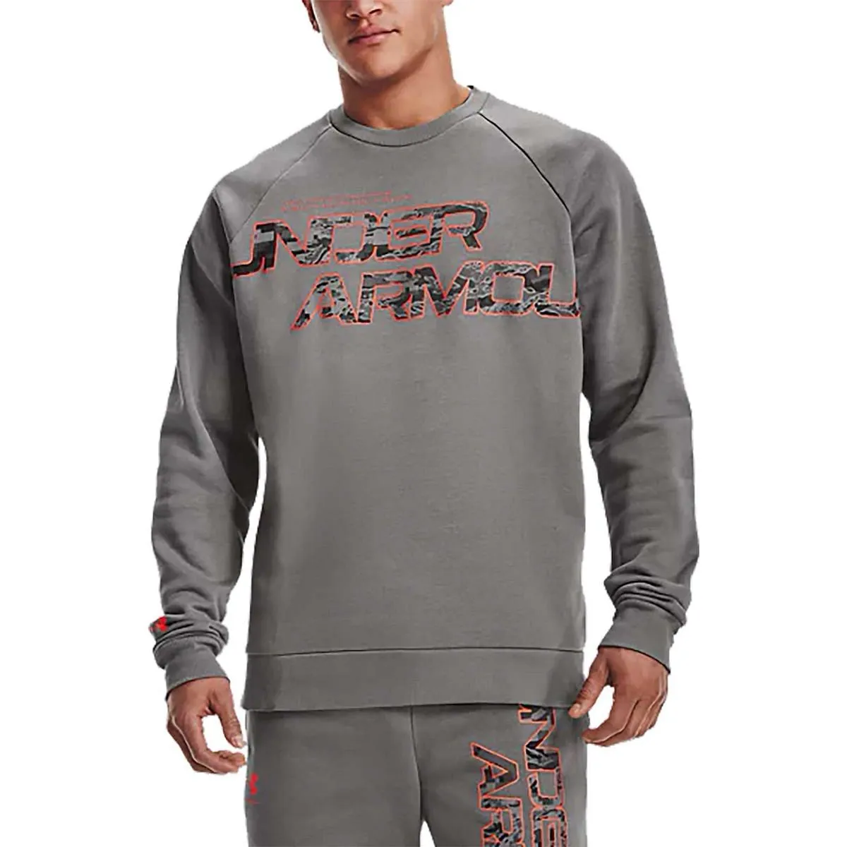      UNDER ARMOUR FELPA GIROCOLLO RIVAL FLEECE CAMO SCRIPT  